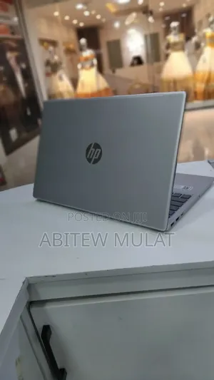 New Laptop HP Stream Notebook 16GB Intel Core i7 SSD 1T
