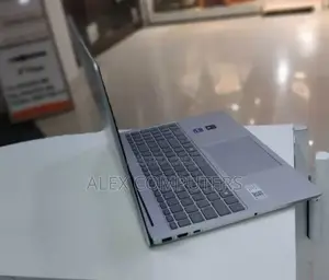 New Laptop HP Stream Notebook 18GB Intel Core i7 SSD 1T