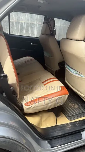 Toyota Fortuner 2022 Silver