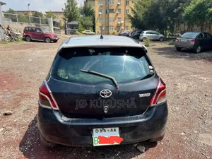 Toyota Yaris 2008 Silver