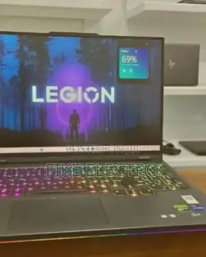 New Laptop Lenovo Legion Pro 7 32GB Intel Core i9 SSD 2T