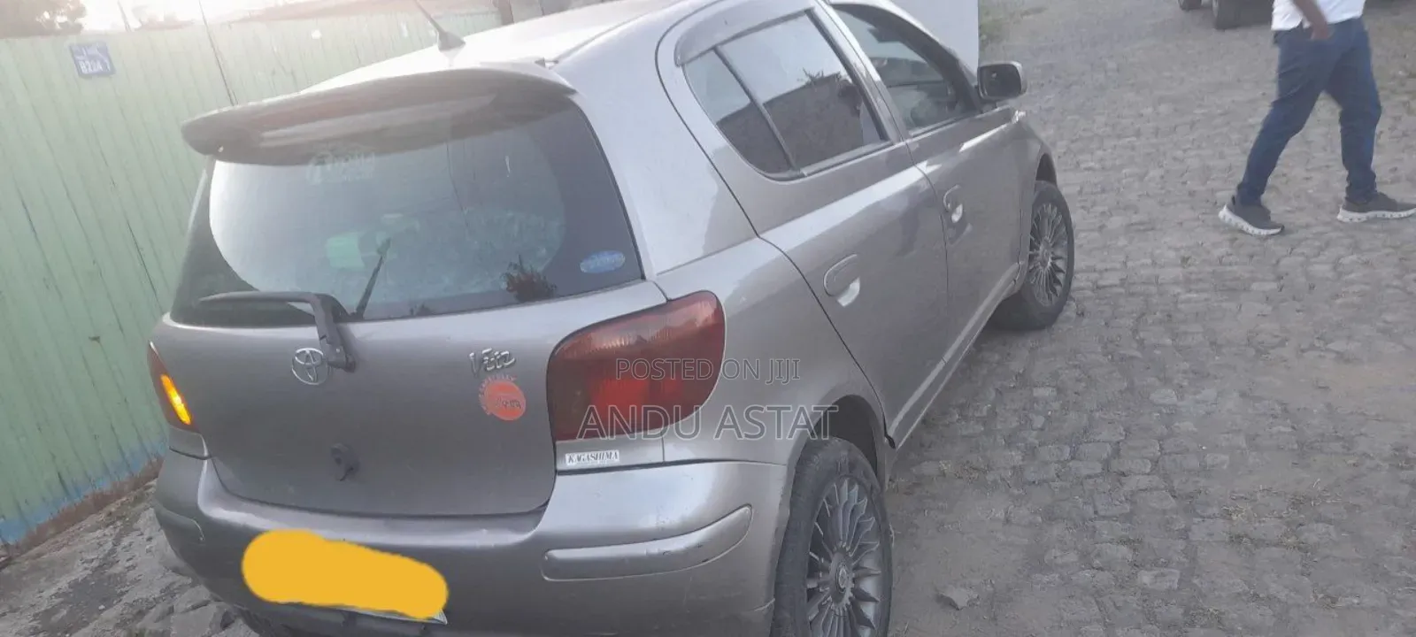 Toyota Vitz 2004 Gray
