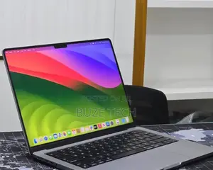 New Laptop Apple MacBook Pro 2023 M3 8GB Apple M3 Pro SSD 512GB