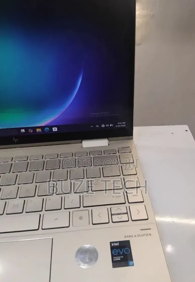 New Laptop HP Envy x360 8GB Intel Core i7 SSD 512GB