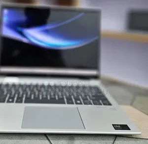 New Laptop HP EliteBook 840 G11 16GB Intel Core Ultra 7 SSD 512GB