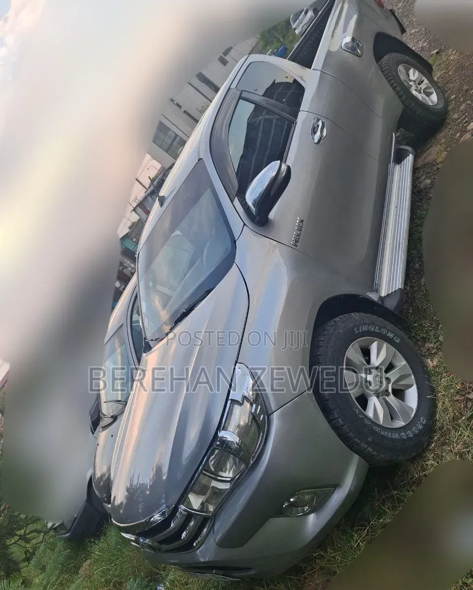 Toyota Hilux 2017 Silver