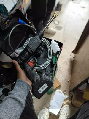 Chargable Pressure Washer