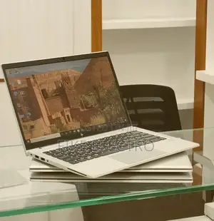 New Laptop HP EliteBook 830 G8 16GB Intel Core i7 SSD 512GB