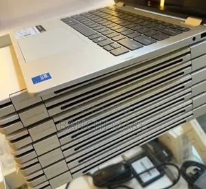 New Laptop HP OmniBook 5 Flip 16GB Intel Core Ultra 7 SSD 512GB