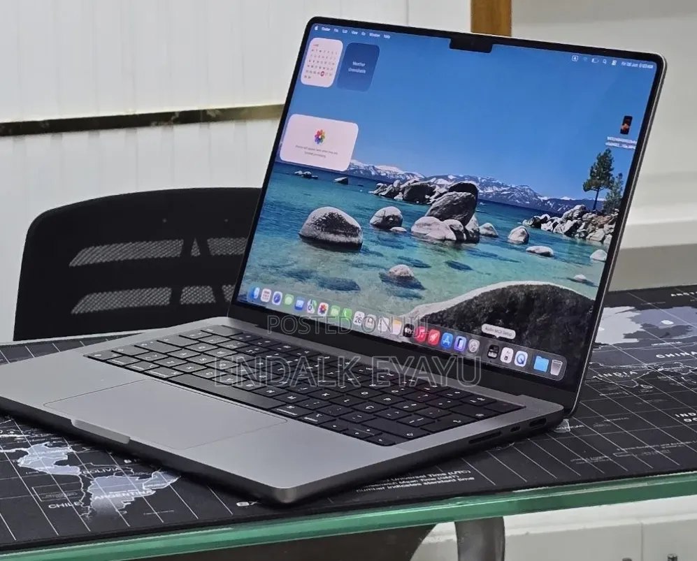 New Laptop Apple MacBook Pro 2021 M1 32GB Apple M1 Pro SSD 512GB