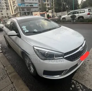 Chery Arrizo 5 2023 White