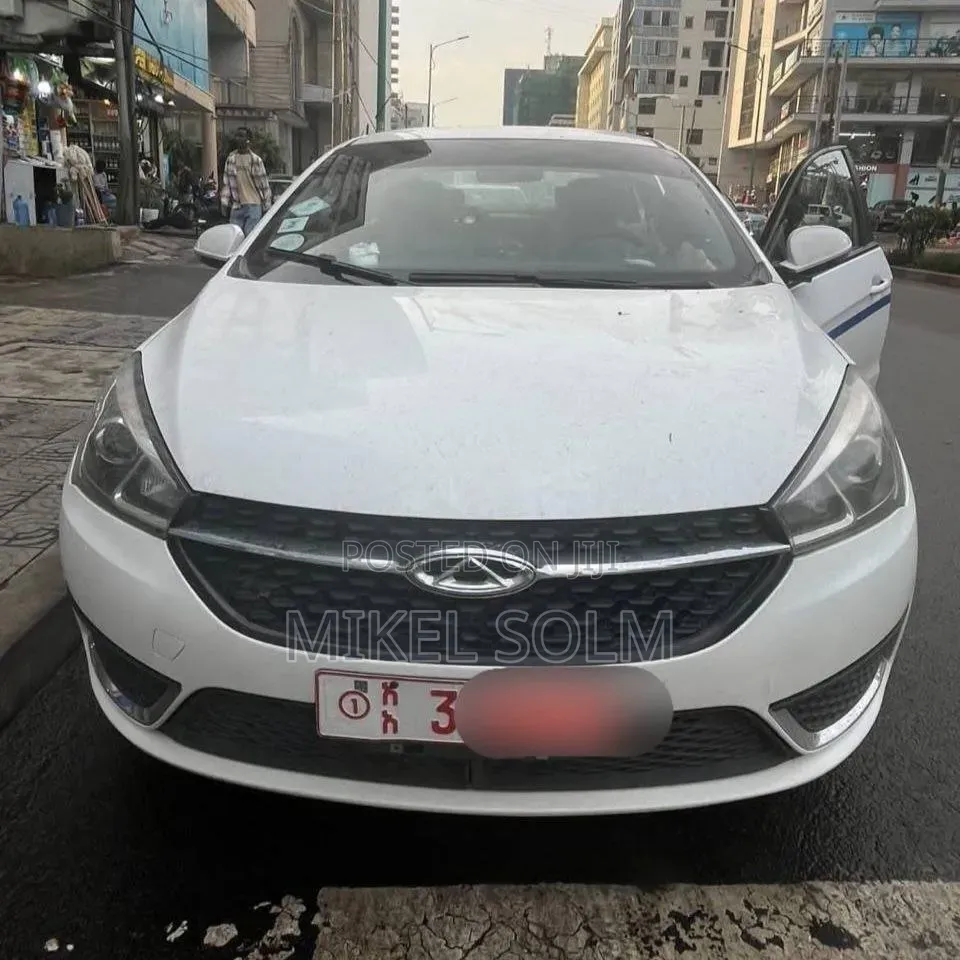 Chery Arrizo 5 2023 White