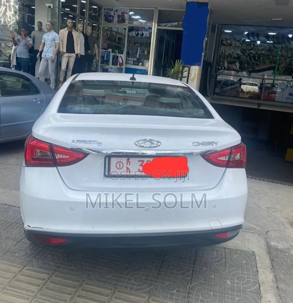 Chery Arrizo 5 2023 White