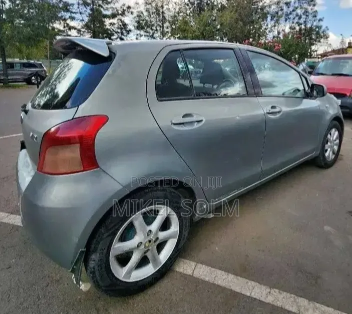 Toyota Yaris 2008 Silver