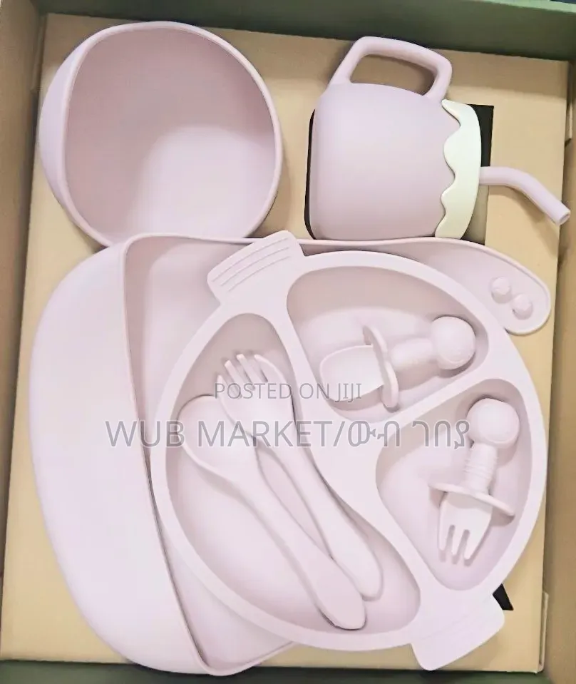 8 PCS Silicone Baby Feeding Set