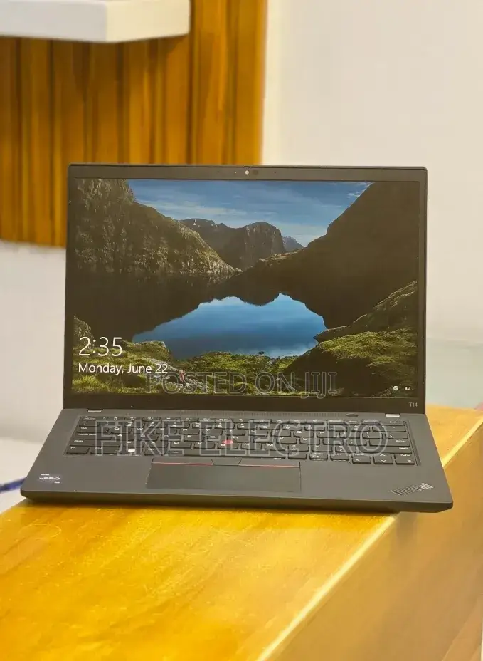 New Laptop Lenovo ThinkPad T14s Gen 2 16GB Intel Core i5 SSD 512GB
