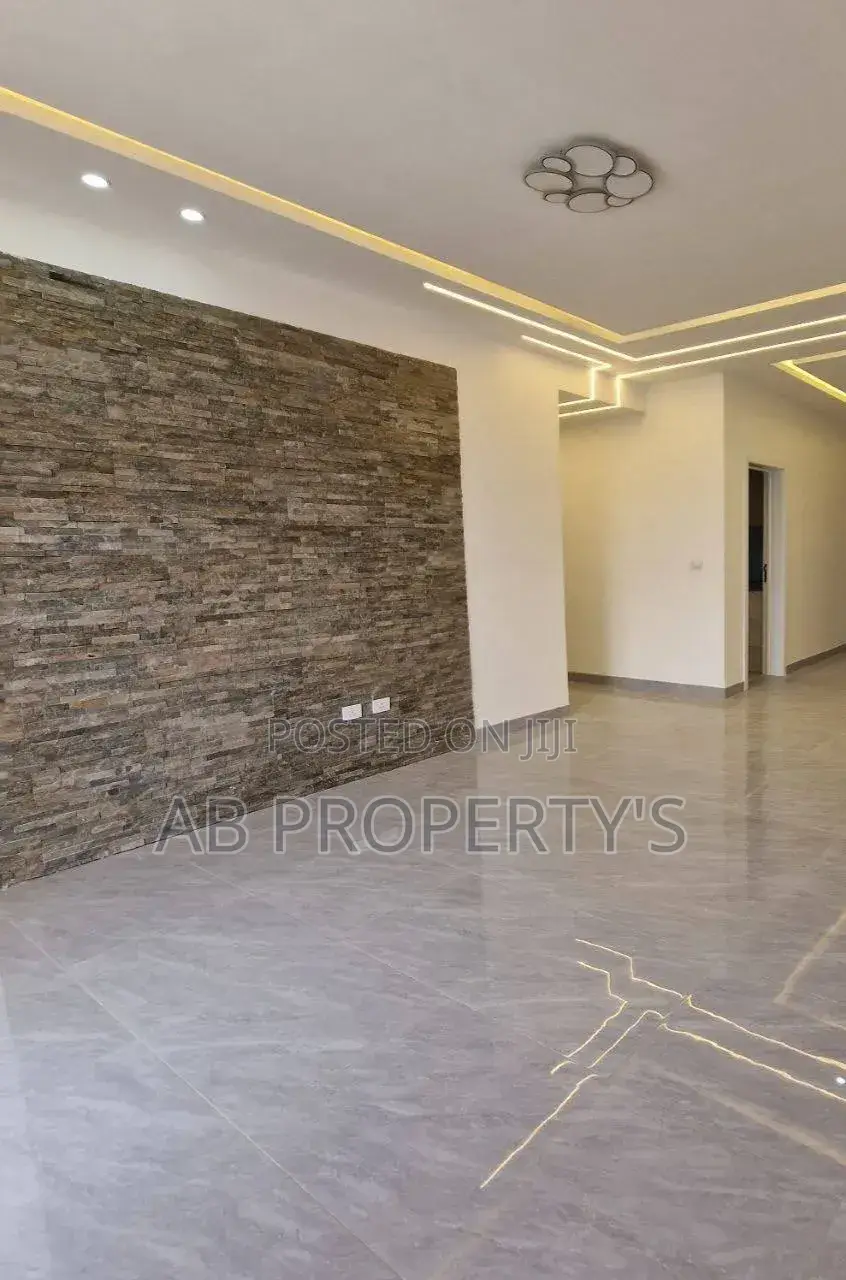 Furnished 2bdrm Apartment in ለቡ ጀርመን አደባባይ, Kirkos for sale