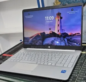 New Laptop HP 8GB Intel Core i5 SSD 128GB