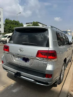 Toyota Land Cruiser 2017 Silver