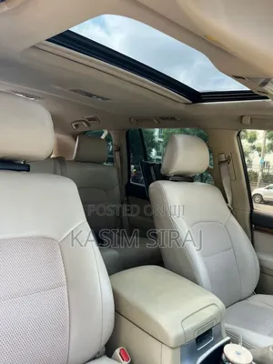 Toyota Land Cruiser 2017 Silver