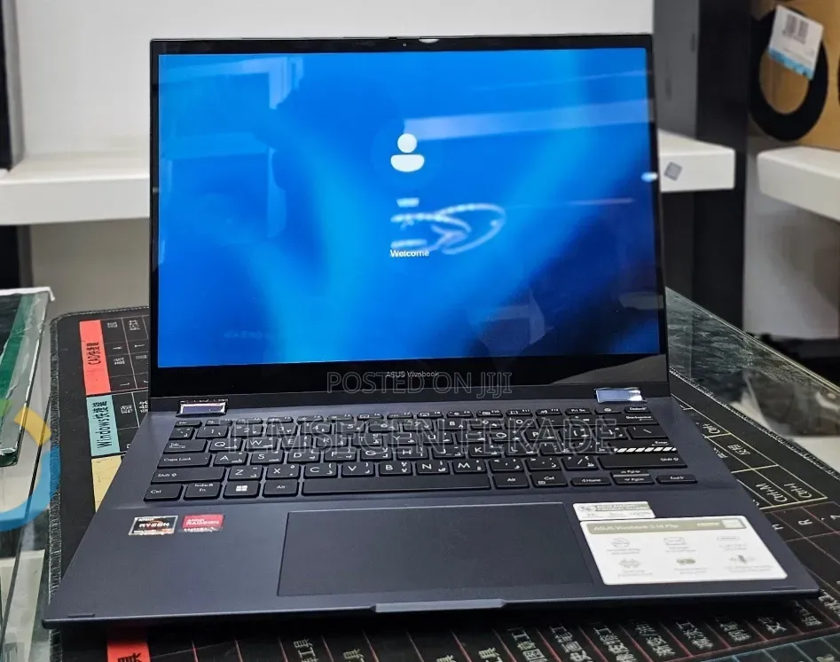 New Laptop Asus Vivobook 14 16GB AMD Ryzen 7 SSD 512GB