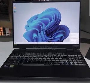 New Laptop Acer Predator Helios 16 16GB Intel Core i9 SSD 1T