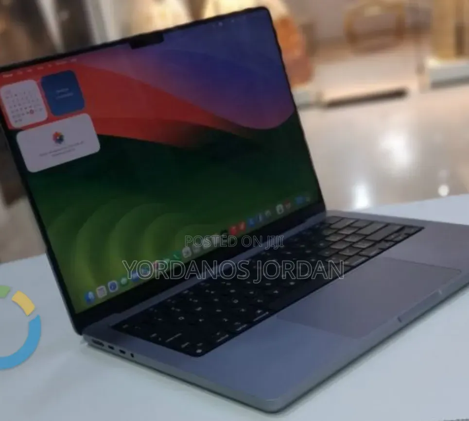 New Laptop Apple MacBook Pro 2021 M1 32GB Apple M1 Pro SSD 512GB