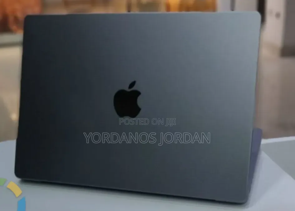 New Laptop Apple MacBook Pro 2021 M1 32GB Apple M1 Pro SSD 512GB