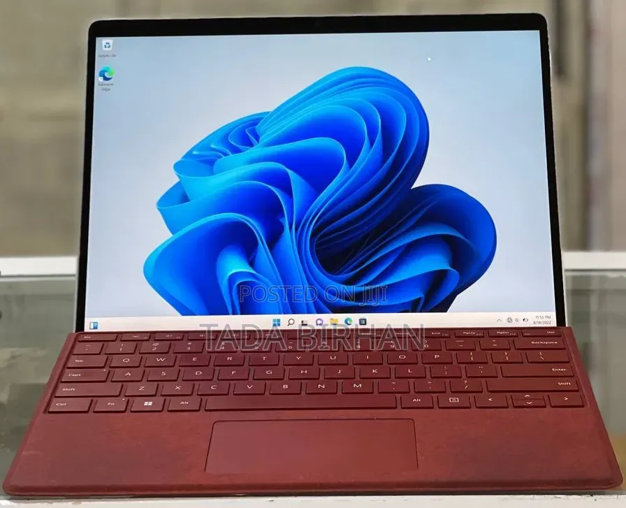 New Laptop Microsoft Surface 16GB Intel Core i5 SSD 256GB