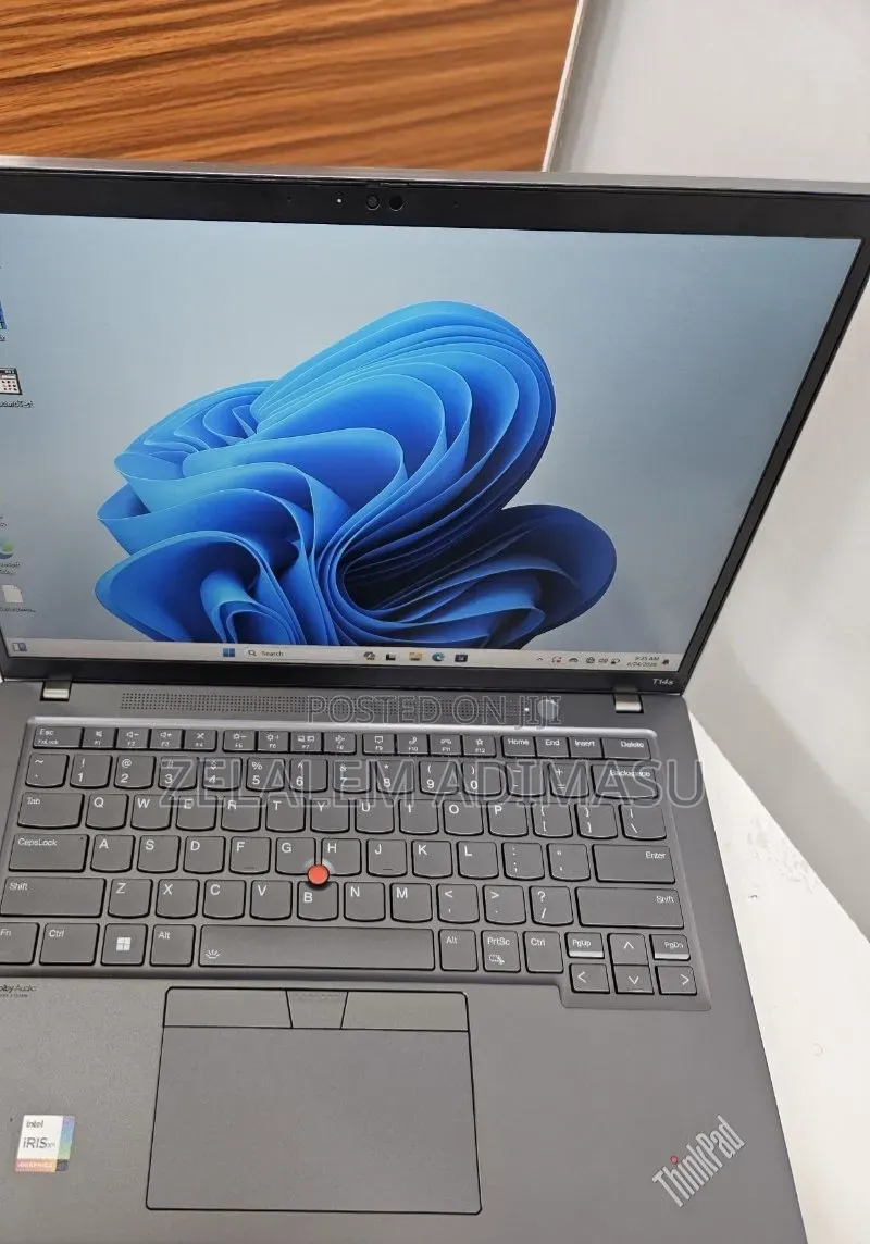 New Laptop Lenovo ThinkPad T14s Gen 1 16GB Intel Core i7 SSD 512GB