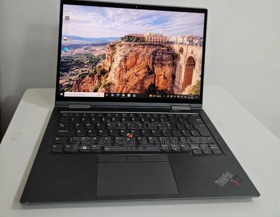 New Laptop Lenovo ThinkPad X1 Yoga 16GB Intel Core i7 SSD 512GB