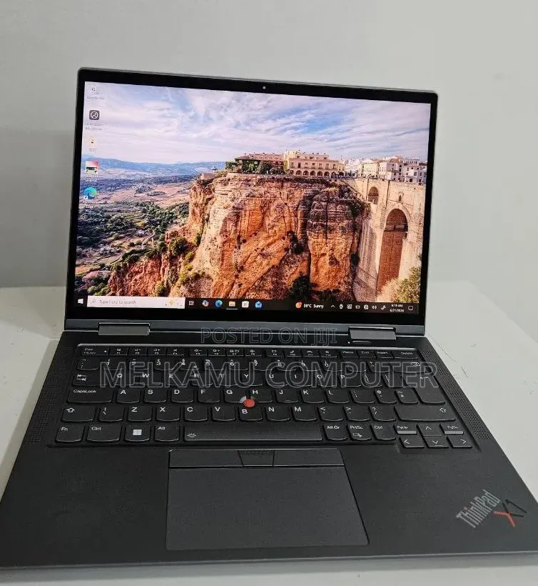 New Laptop Lenovo ThinkPad X1 Yoga 16GB Intel Core i7 SSD 512GB