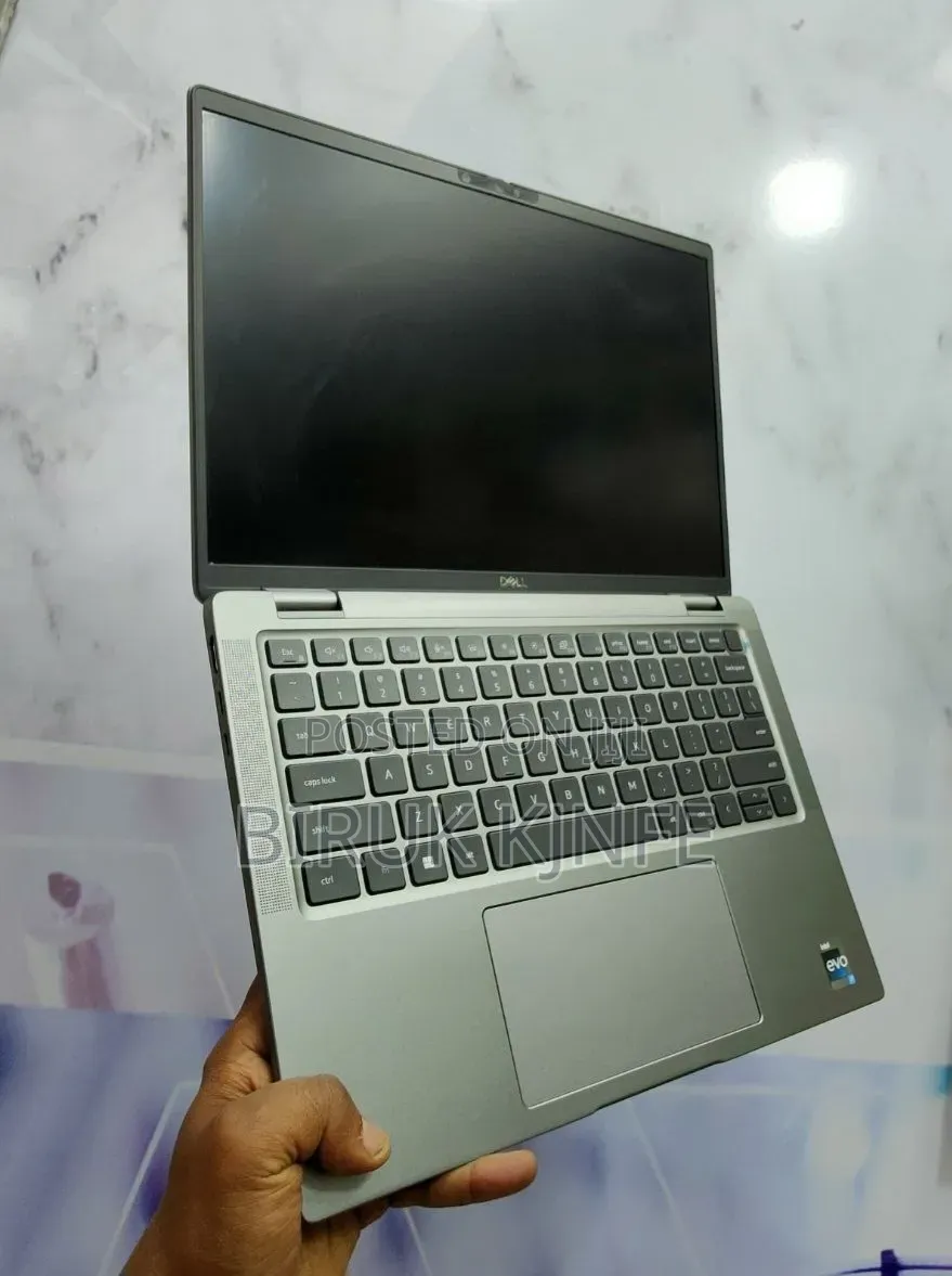 New Laptop Dell Latitude 7440 32GB Intel Core i7 SSD 512GB