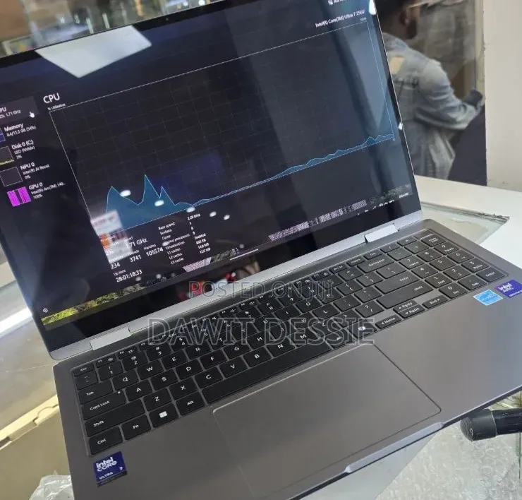 New Laptop Samsung NP-X360 16GB Intel Core Ultra 7 SSD 512GB