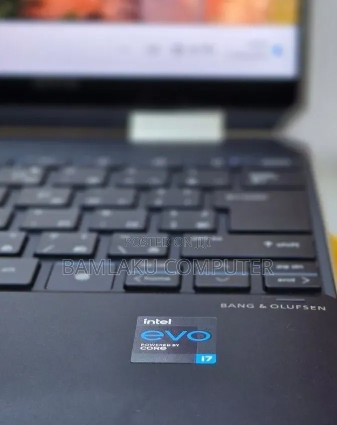 New Laptop HP Spectre 16GB Intel Core i7 SSD 1T