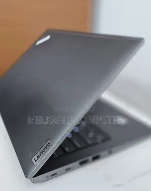 New Laptop Lenovo ThinkPad T14s G4 16GB Intel Core i7 SSD 512GB