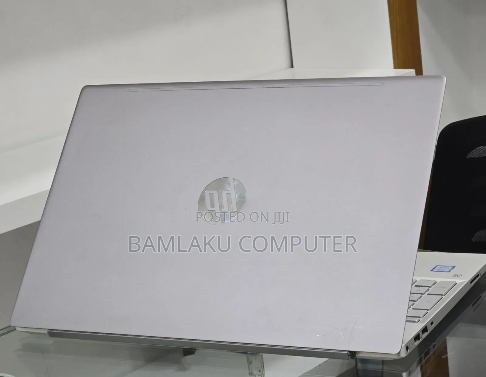 New Laptop HP Pavilion 15 8GB Intel Core i7 SSD 256GB