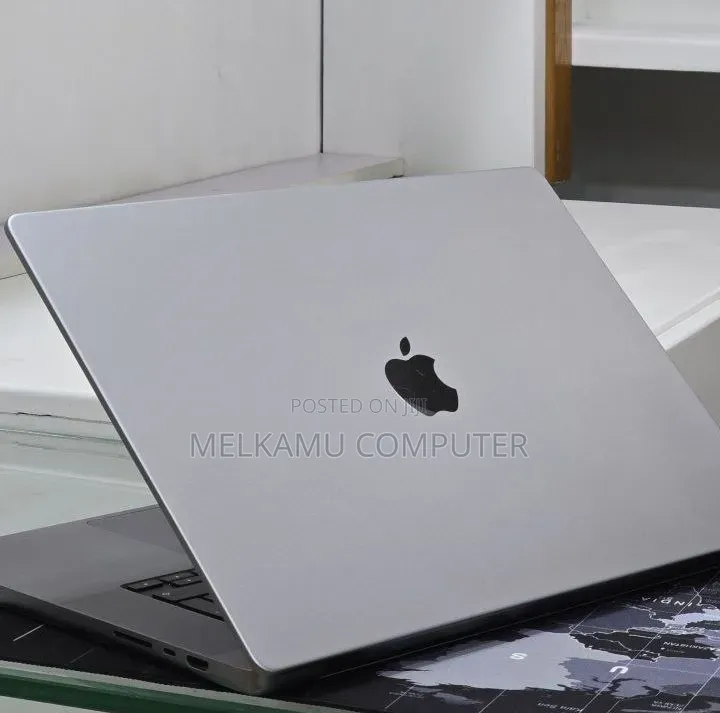 New Laptop Apple MacBook Pro 2021 M1 Max 32GB Apple M1 Max SSD 1T