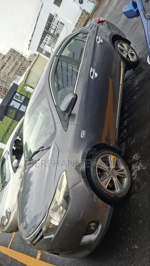 Toyota Yaris 2015 Gray