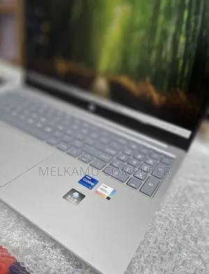New Laptop HP Stream Notebook 16GB Intel Core i7 SSD 1T