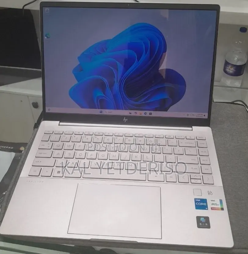 New Laptop HP 16GB Intel Core i5 SSD 1T
