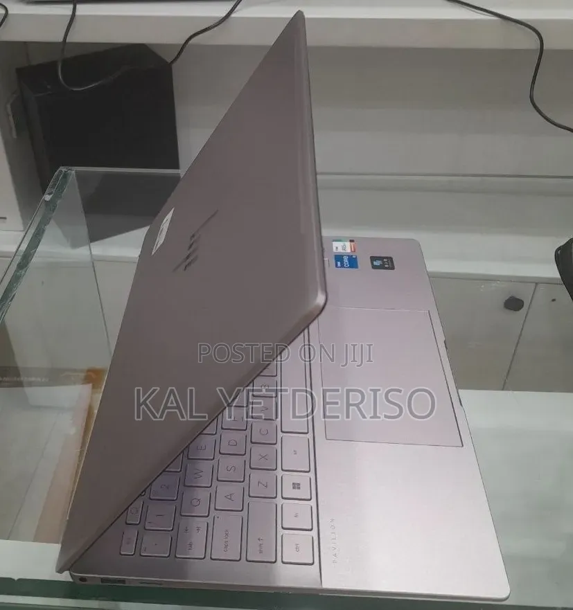 New Laptop HP 16GB Intel Core i5 SSD 1T