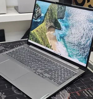 New Laptop Lenovo 32GB AMD Ryzen 7 SSD 512GB