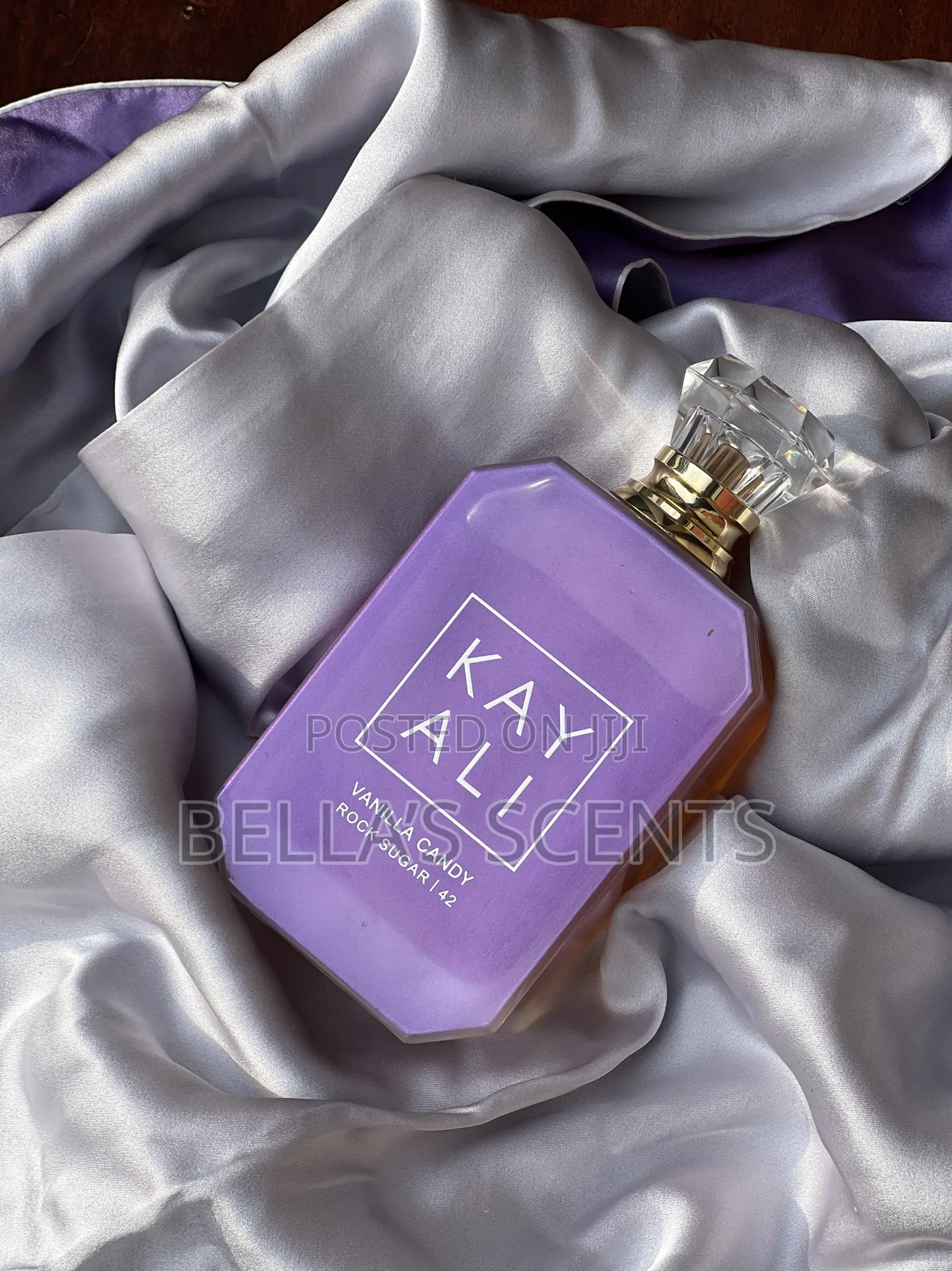Kayali Vanilla Candy Rock Sugar