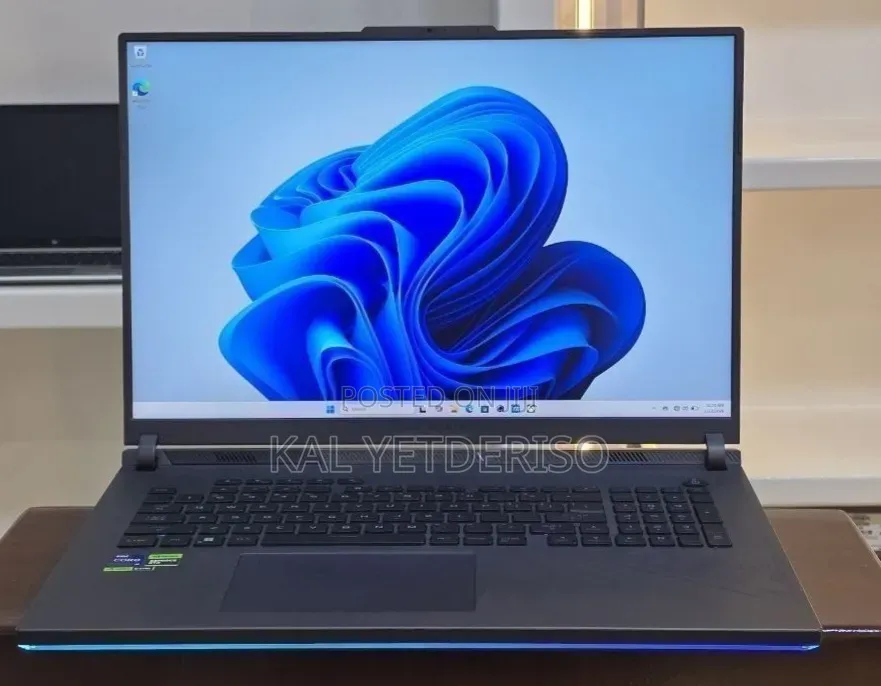 New Laptop Asus ROG Strix G15 16GB Intel Core i9 SSD 1T