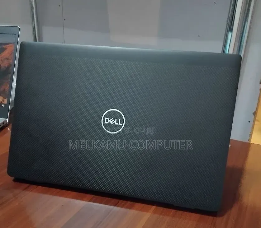 New Laptop Dell Latitude 7420 16GB Intel Core i7 SSD 512GB