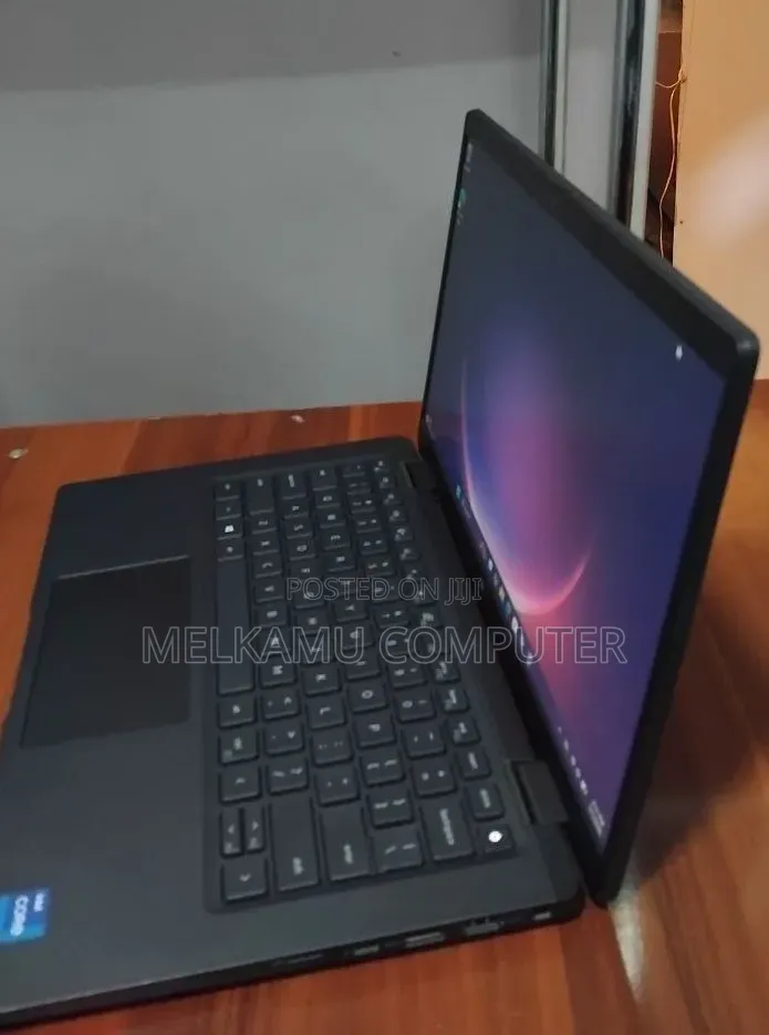 New Laptop Dell Latitude 7420 16GB Intel Core i7 SSD 512GB