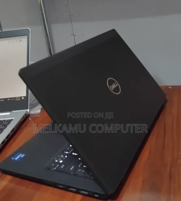 New Laptop Dell Latitude 7420 16GB Intel Core i7 SSD 512GB