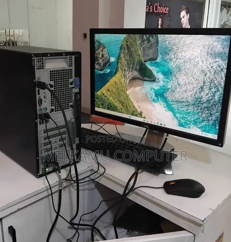New Desktop Computer Dell Optiplex 7090 12GB Intel Core i7 SSD 1T