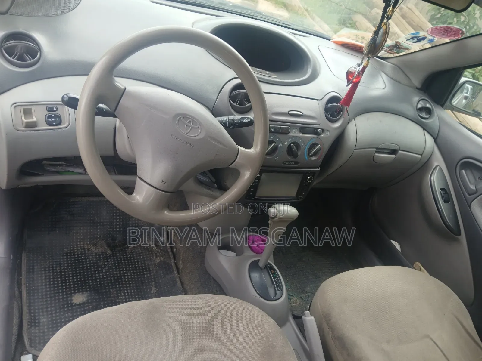 Toyota Platz 2001 Gray